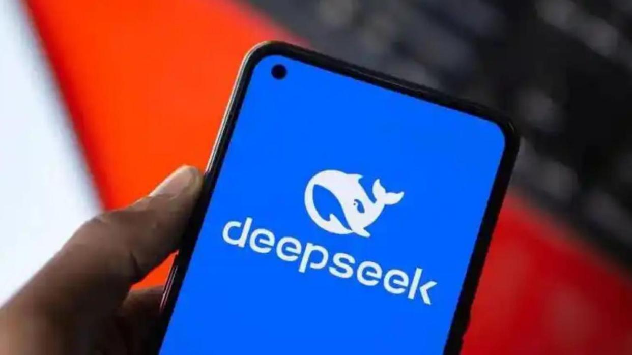 被面试官连问三个小时,应届博士无缘DeepSeek,称“名校是基础,筛选的都是天才”